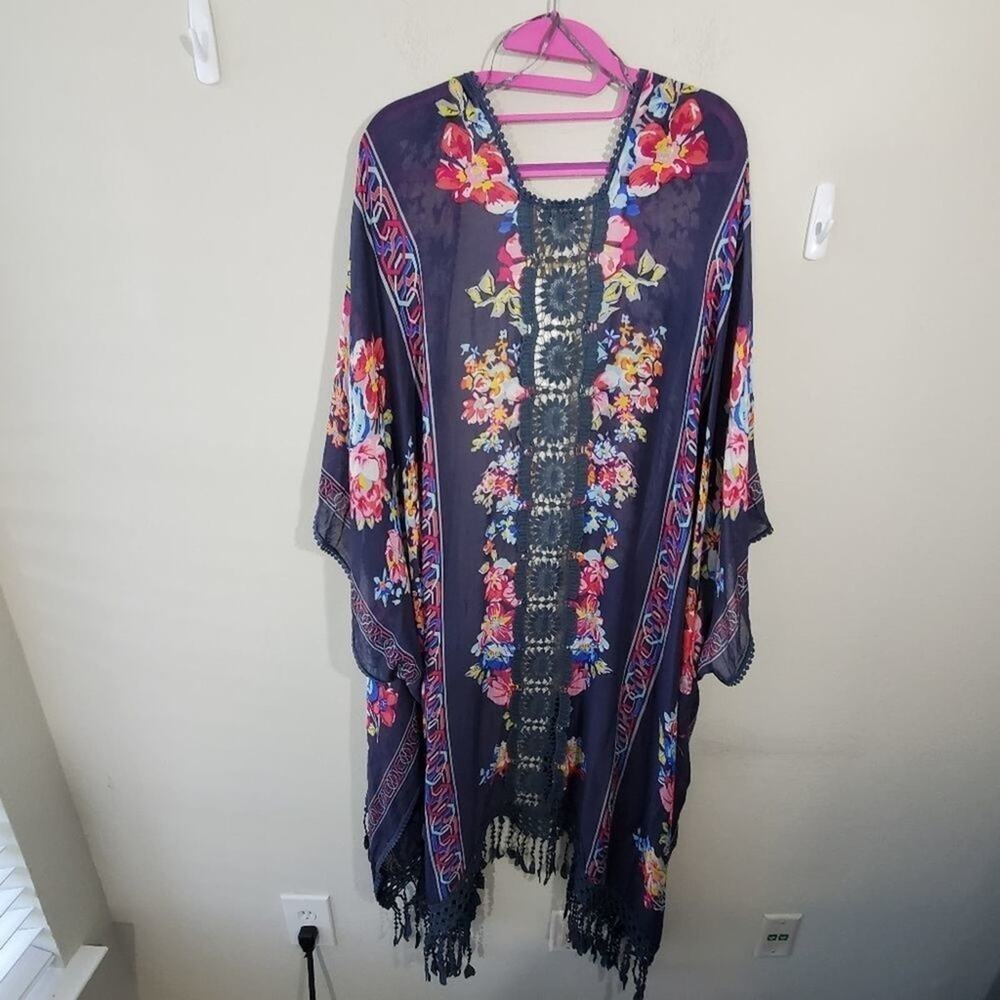 WOVEN HEART GORGEOUS floral fringe crocheted kimono Duster wrap‎ plus 1X 2X New